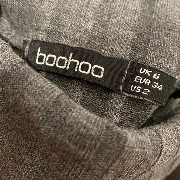 Boohoo Turtle Neck Tunic Size 2 - Picture 5 of 5